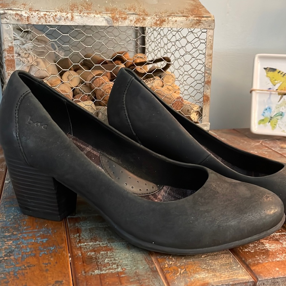 Black Suede Pumps